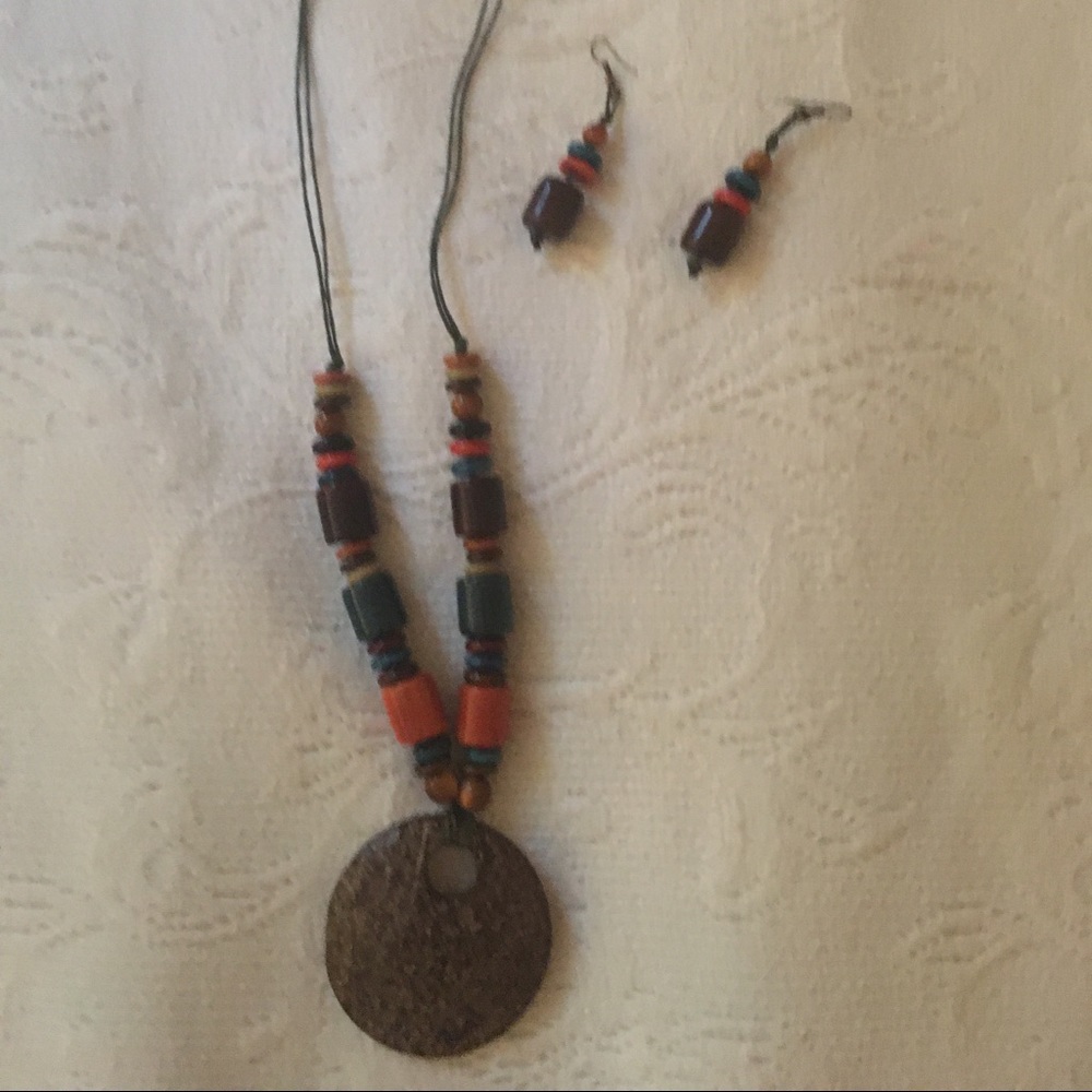 Tagua necklace and earring set